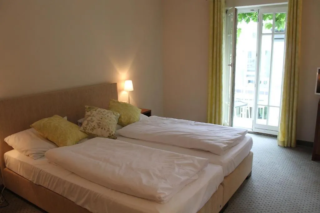 Guest house Villa Am Schlosspark Munich