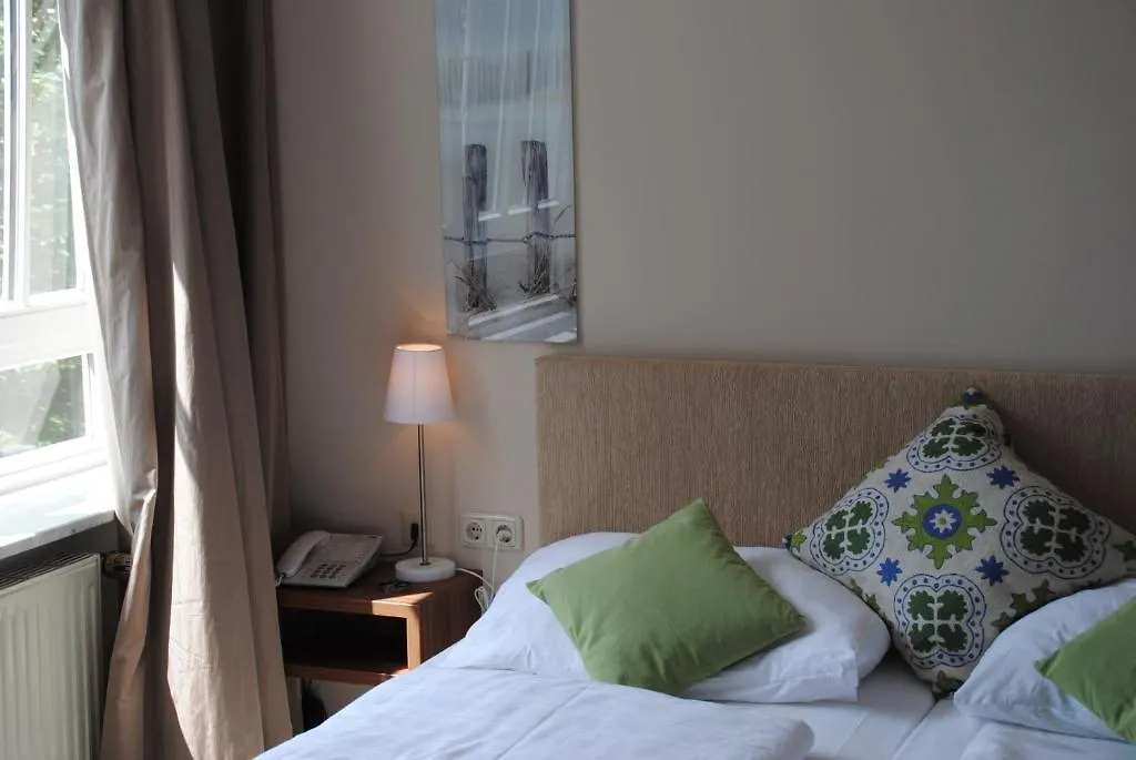 Guest house Villa Am Schlosspark Munich